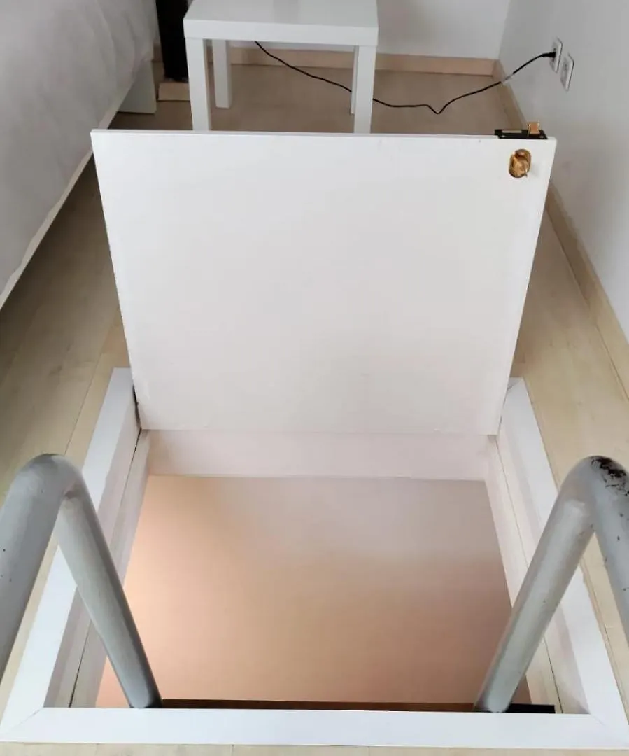 Quarto Aconchegante Com Varanda E Vista No Chiado Bed and Breakfast Lisbona